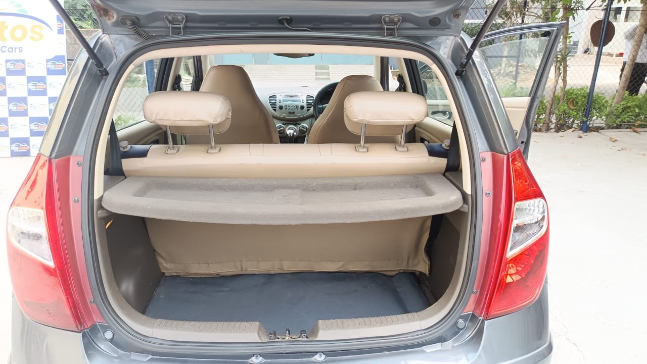 HYUNDAI I10
