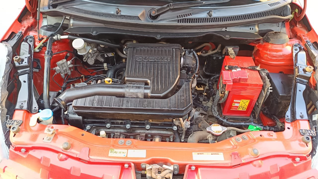 MARUTI SUZUKI SWIFT