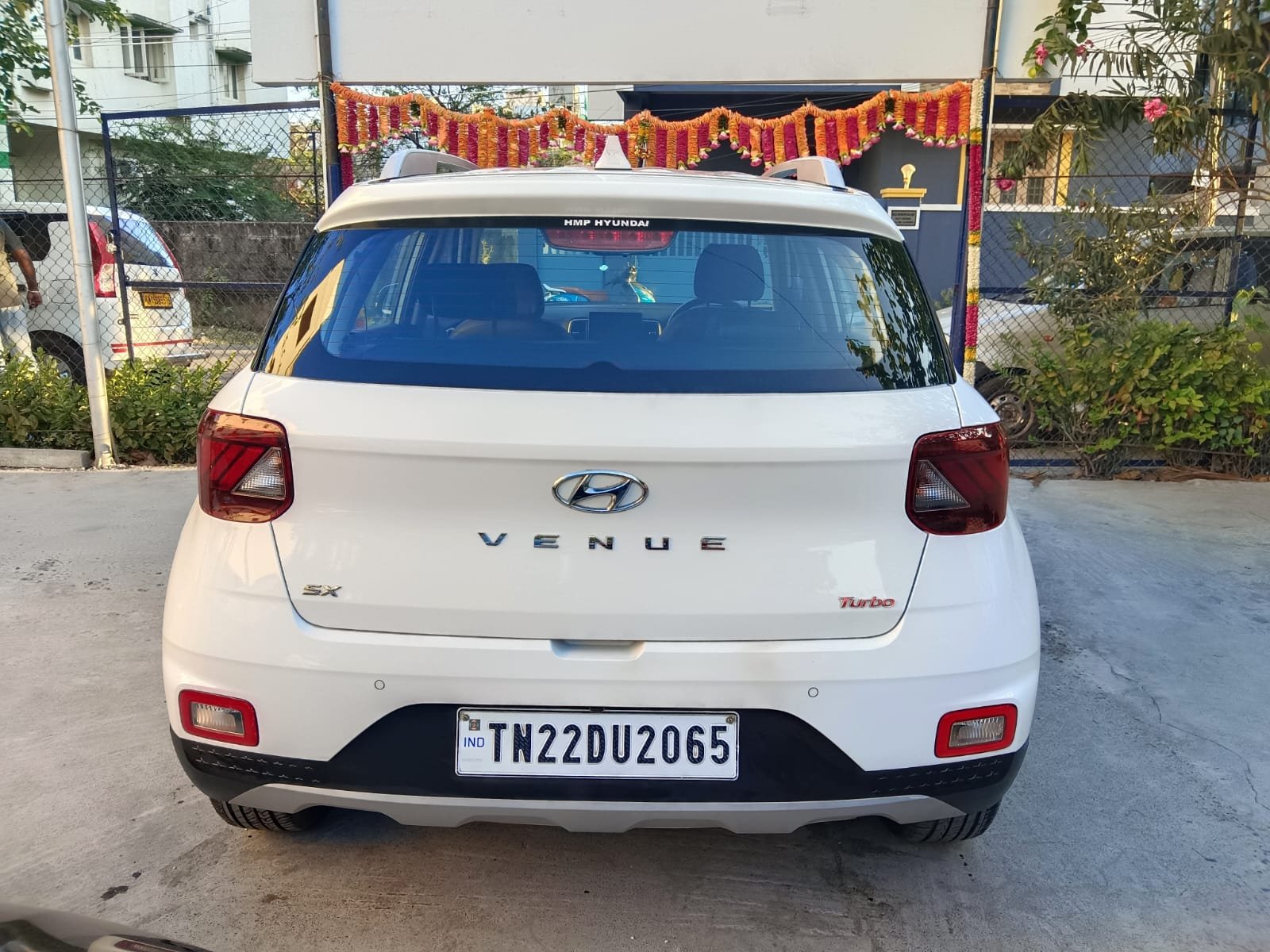 HYUNDAI VENUE