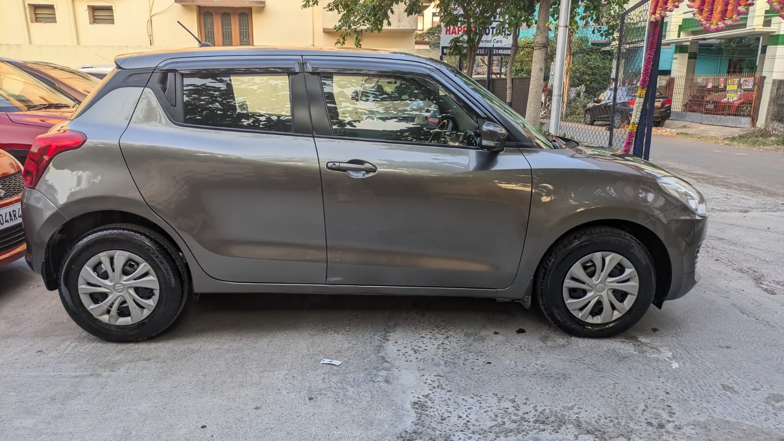 MARUTI SUZUKI SWIFT