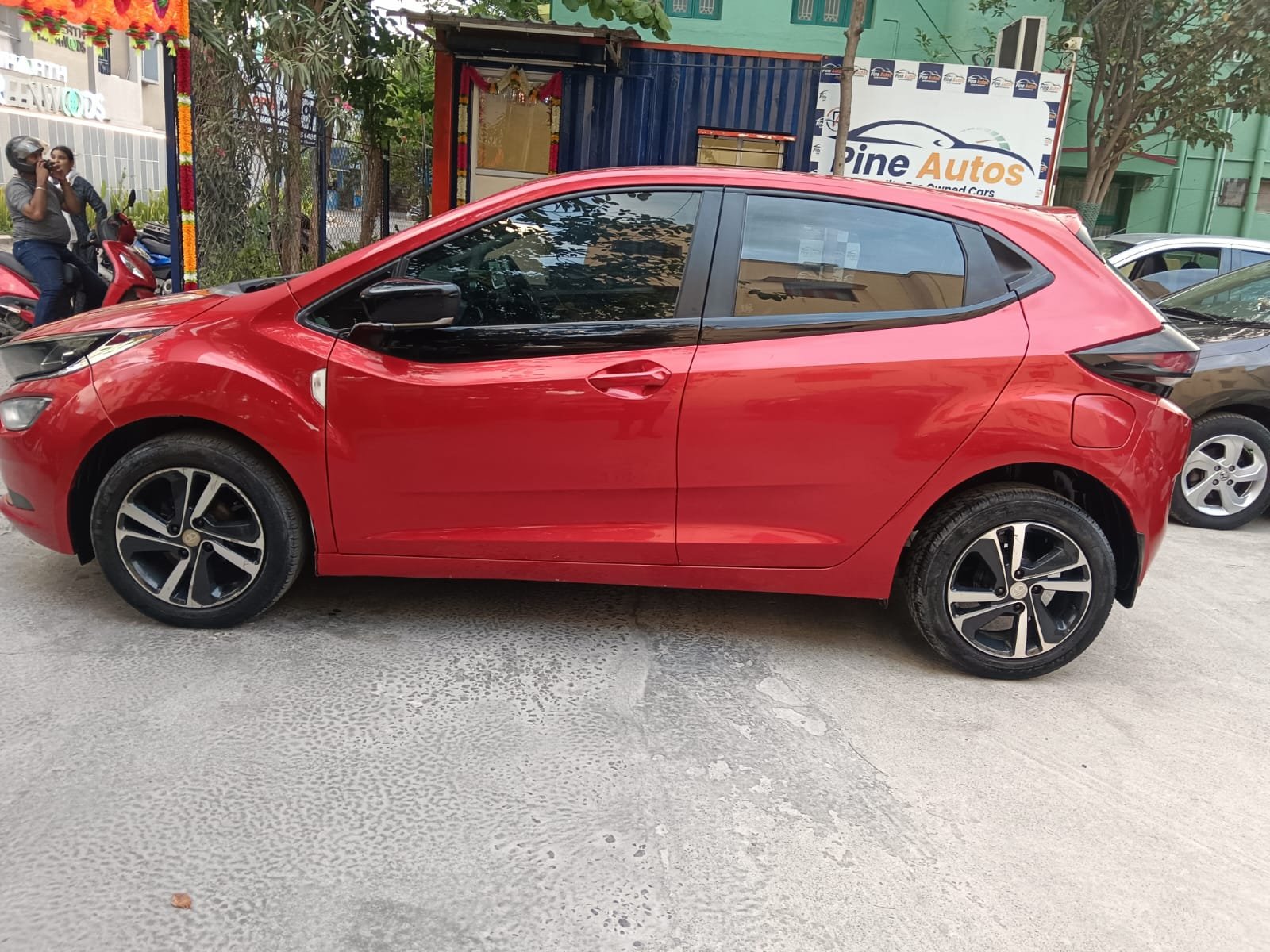 TATA ALTROZ