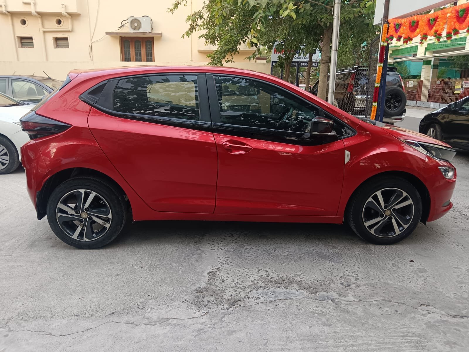 TATA ALTROZ