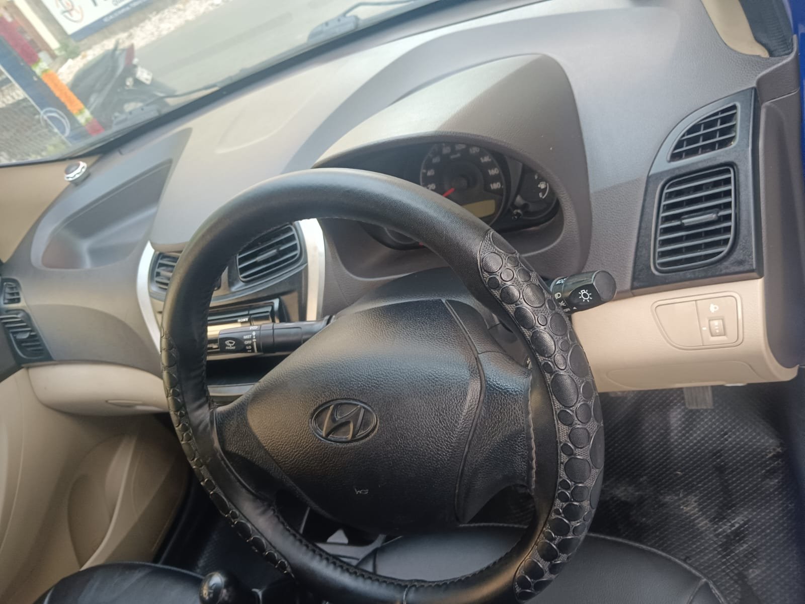 HYUNDAI EON
