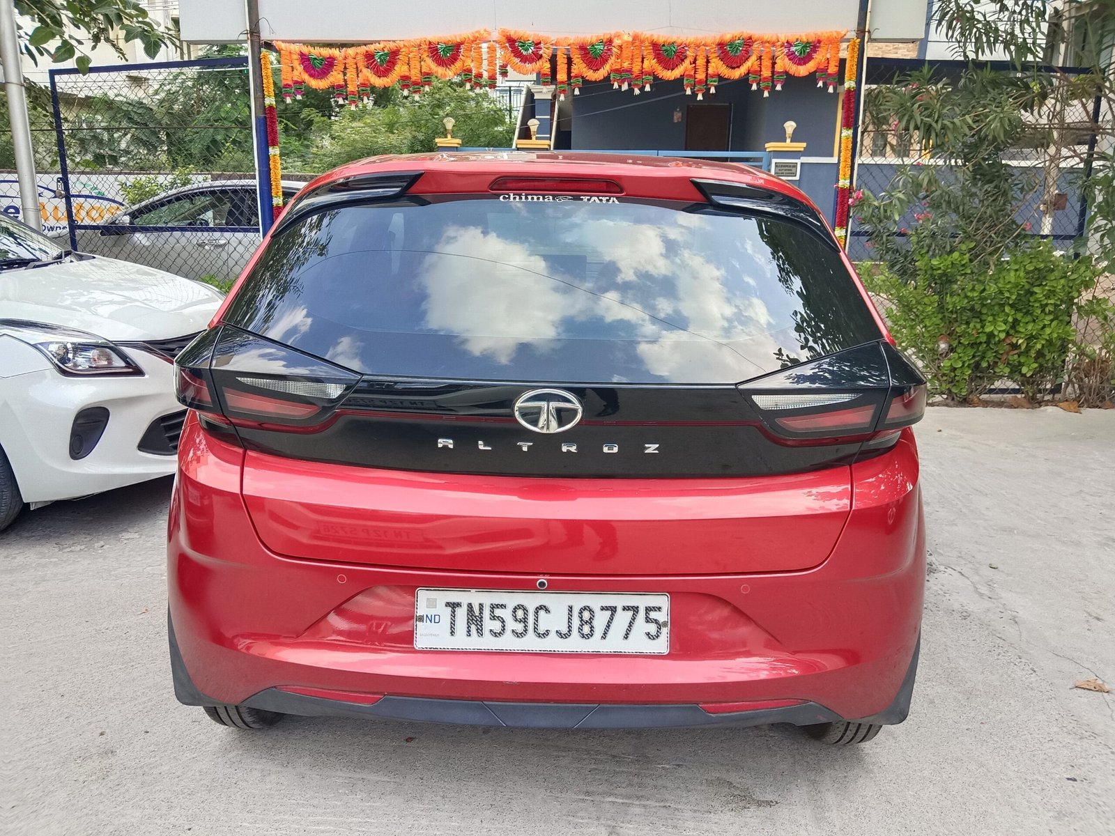 TATA ALTROZ XE