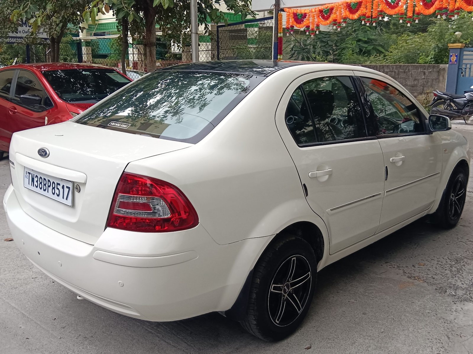 FORD FIESTA LXI