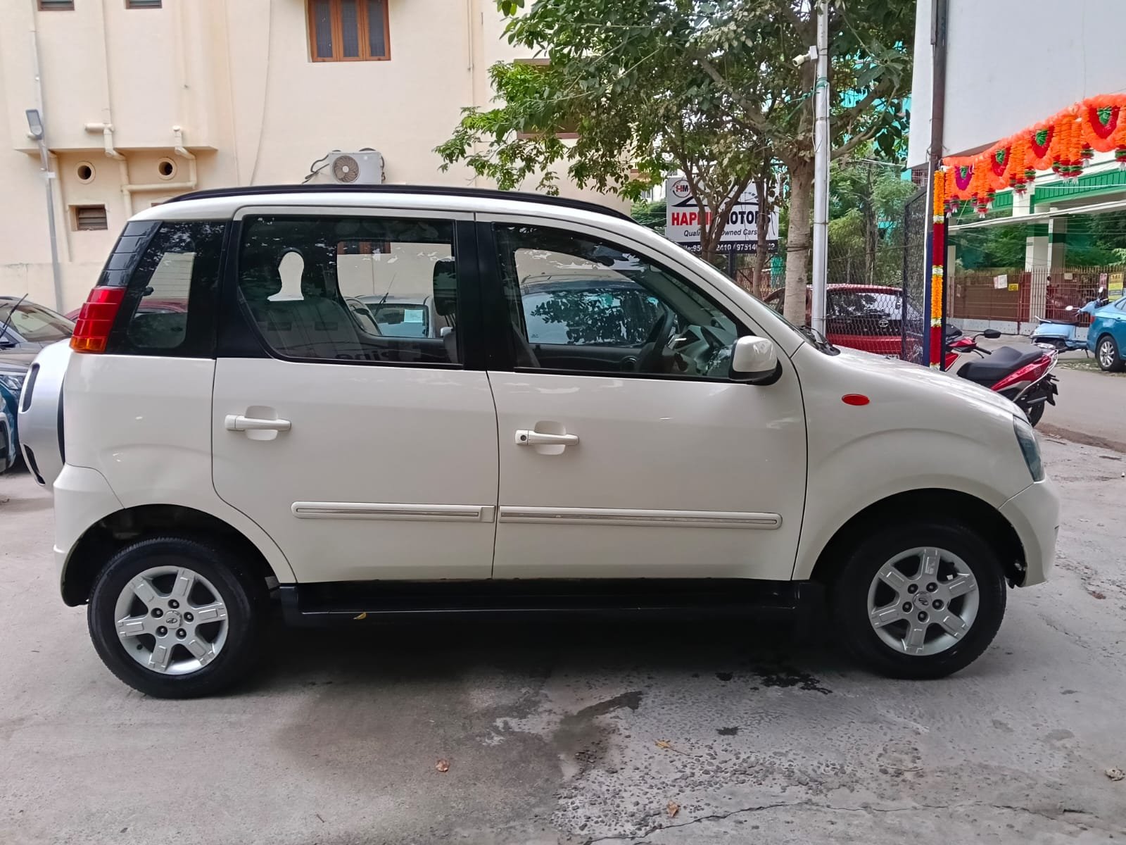 MAHINDRA QUVANTO